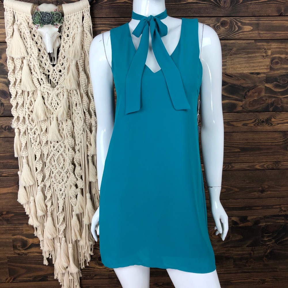 😁Forever 21 | Teal Tie Front Shift Dress V-Neck Size Medium